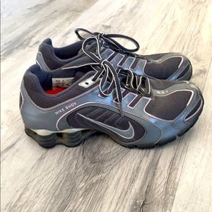 Women’s Nike Shox